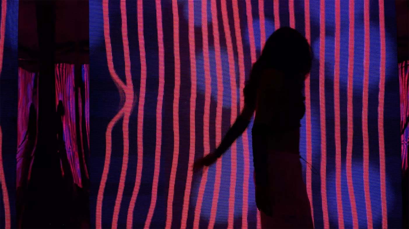 MAGENTAVERSE Miami: Pantone Color of the Year 2023 Exhibit
